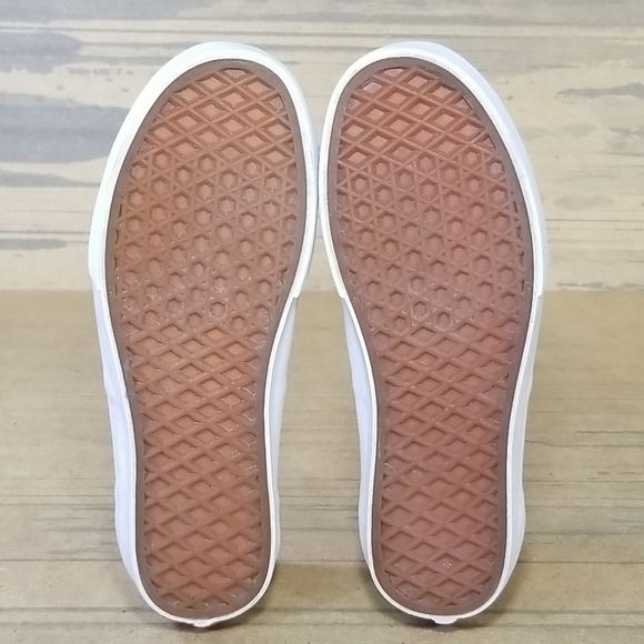 Vans Authentic Unisex Fashion Sneaker with Puppy Faces! - Picture 7 of 8